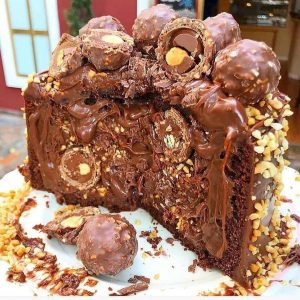 bolo-ferrero-rocher-brigadeiro-cremoso