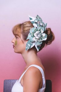 Carnaval sustentável: conheça ideias de fantasias com material reciclável para improvisar e poupar