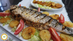 Receita de Tainha Assada Recheada com Tomate, um modo mais gostoso de comer esse peixe nas refeições