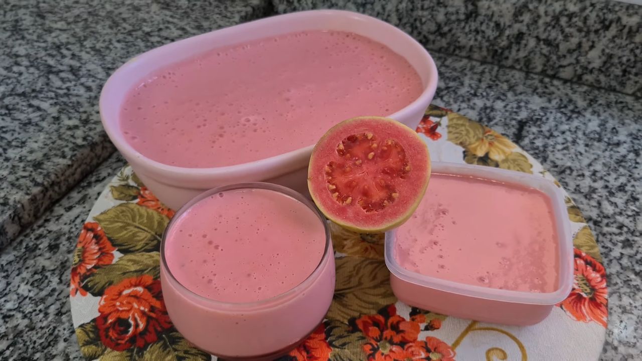 Receita de mousse de goiaba cremoso que fica pronto em 20 minutos