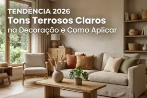 Sala de estar com tons terrosos claros, tendência 2026